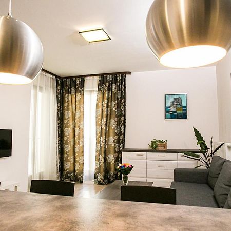 Murano Apartaments Warszawa Exteriör bild